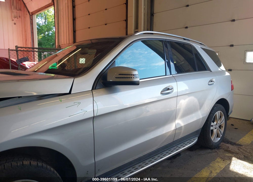 2015 MERCEDES-BENZ ML 350 4MATIC VIN: 4JGDA5HBXFA588831