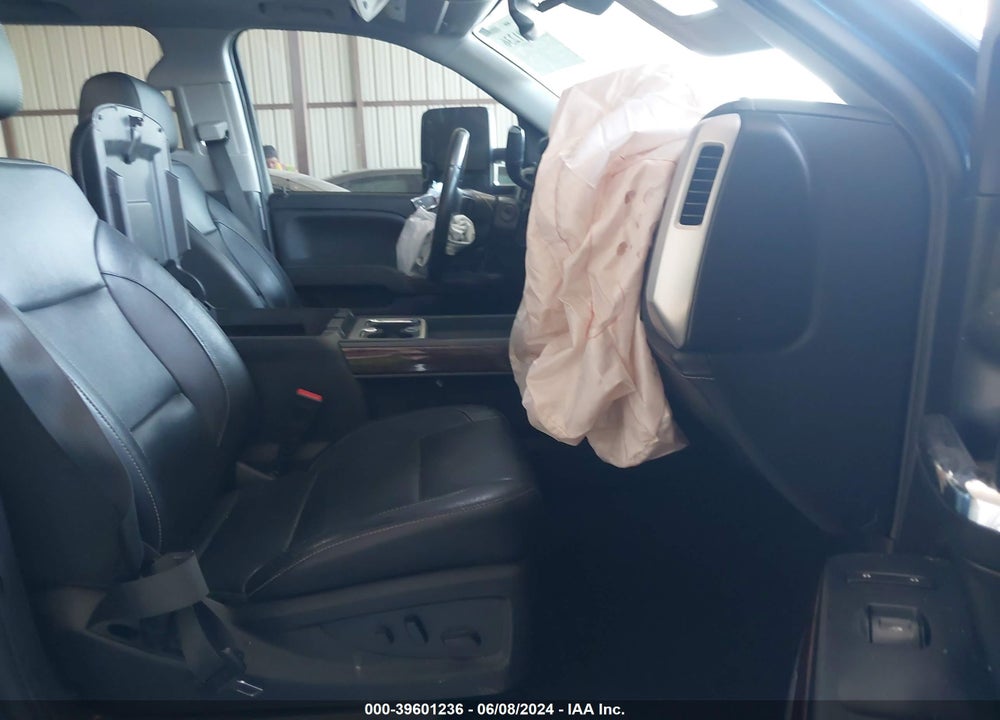 2018 GMC SIERRA 1500 SLT VIN: 3GTU2NEJ9JG314611