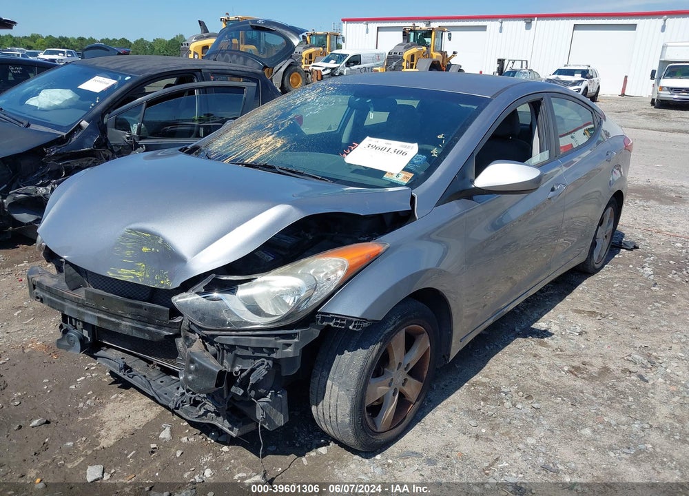2013 HYUNDAI ELANTRA GLS VIN: KMHDH4AEXDU752374
