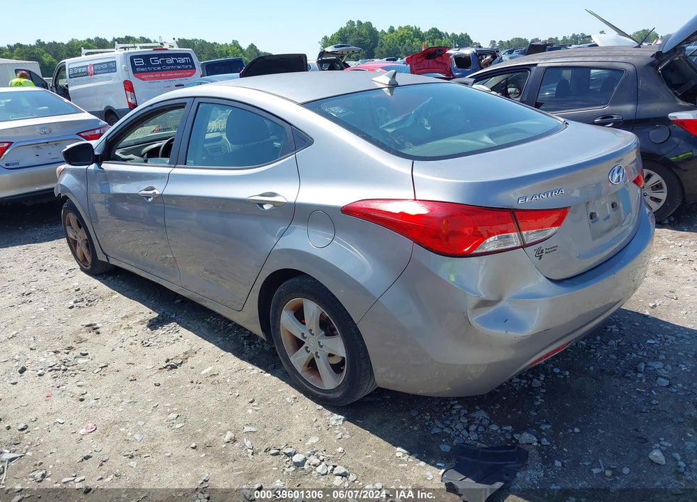 2013 HYUNDAI ELANTRA GLS VIN: KMHDH4AEXDU752374