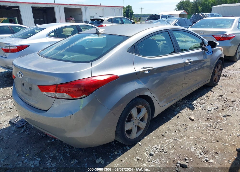 2013 HYUNDAI ELANTRA GLS VIN: KMHDH4AEXDU752374
