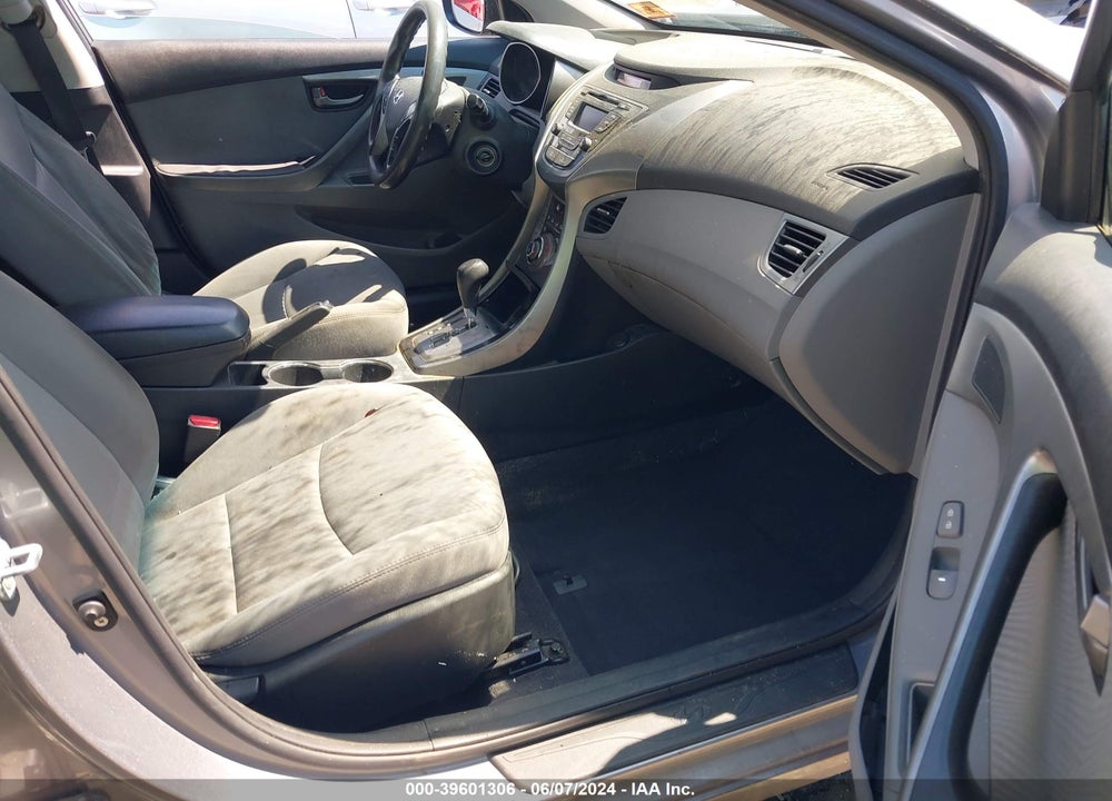 2013 HYUNDAI ELANTRA GLS VIN: KMHDH4AEXDU752374