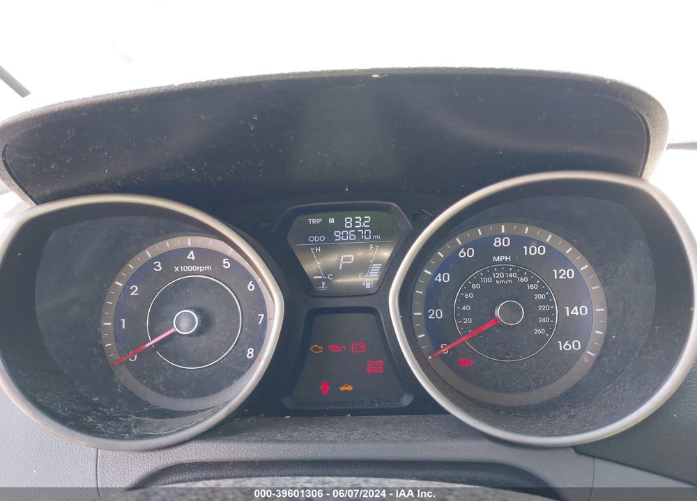 2013 HYUNDAI ELANTRA GLS VIN: KMHDH4AEXDU752374