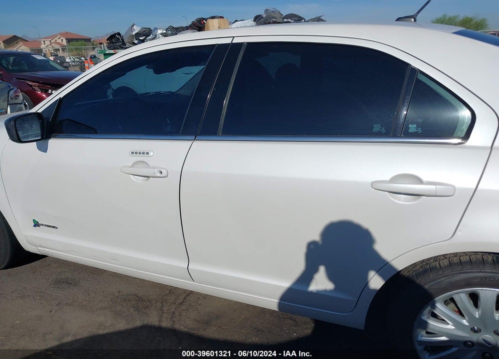 2012 FORD FUSION HYBRID VIN: 3FADP0L31CR181560
