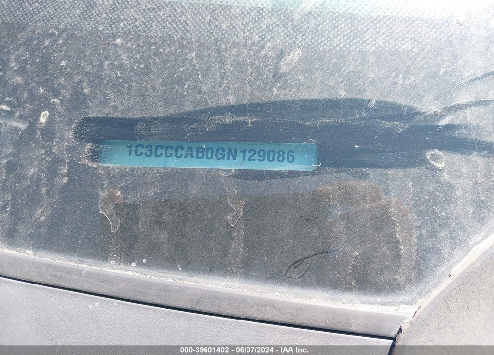2016 CHRYSLER 200 LIMITED VIN: 1C3CCCAB0GN129086