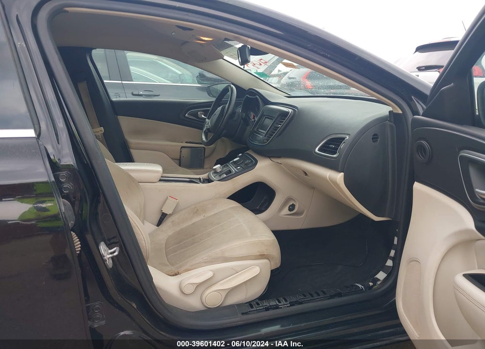 2016 CHRYSLER 200 LIMITED VIN: 1C3CCCAB0GN129086