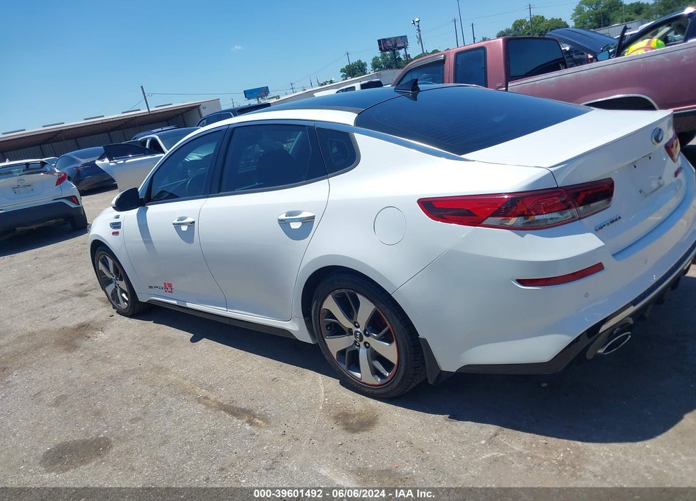 2019 KIA OPTIMA S VIN: 5XXGT4L3XKG359103