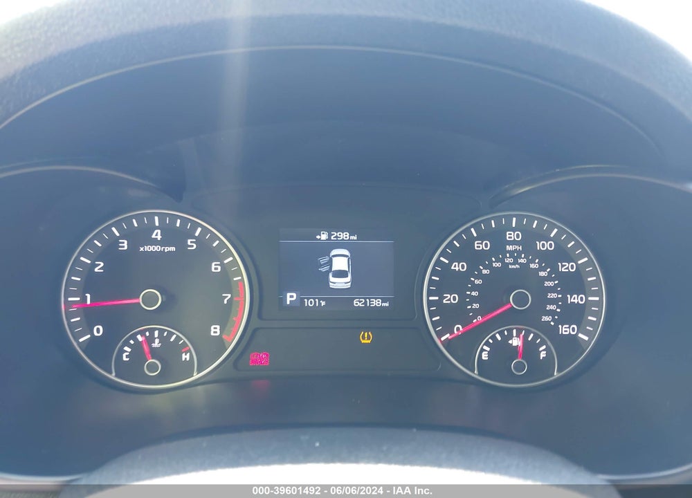 2019 KIA OPTIMA S VIN: 5XXGT4L3XKG359103