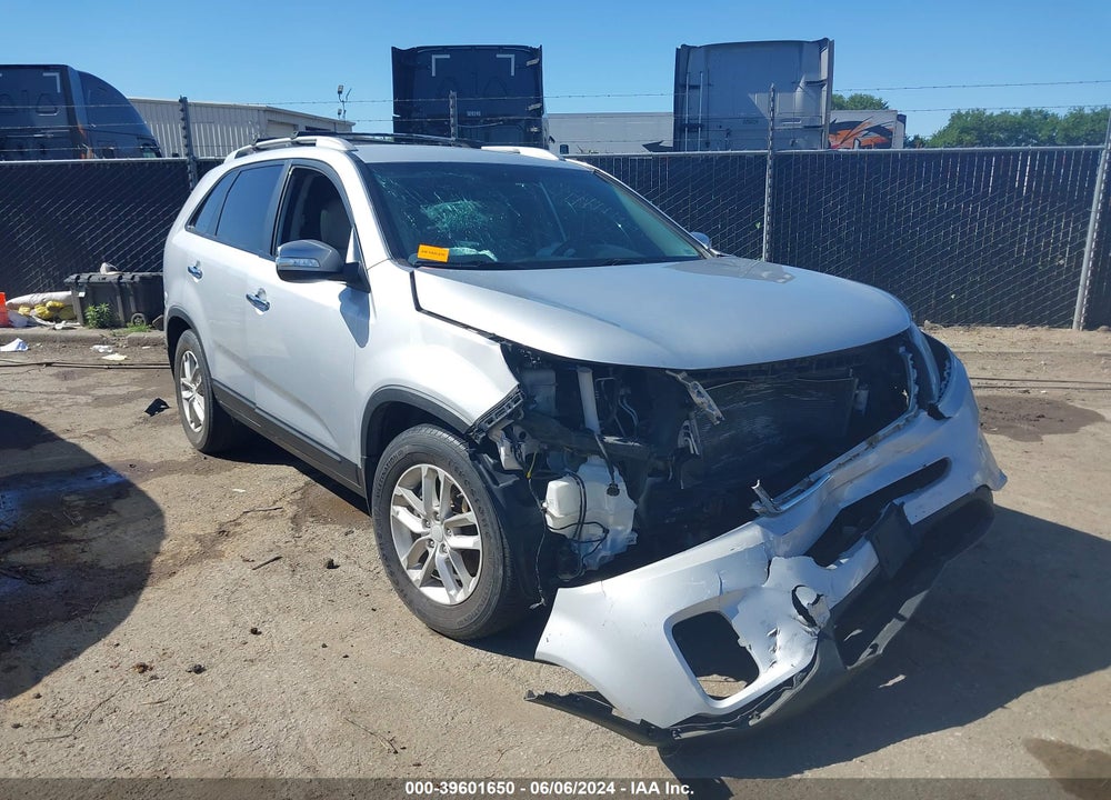 2014 KIA SORENTO LX VIN: 5XYKT4A66EG493386