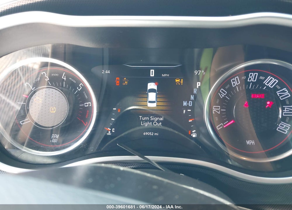 2018 DODGE CHALLENGER SXT PLUS VIN: 2C3CDZAG9JH258133