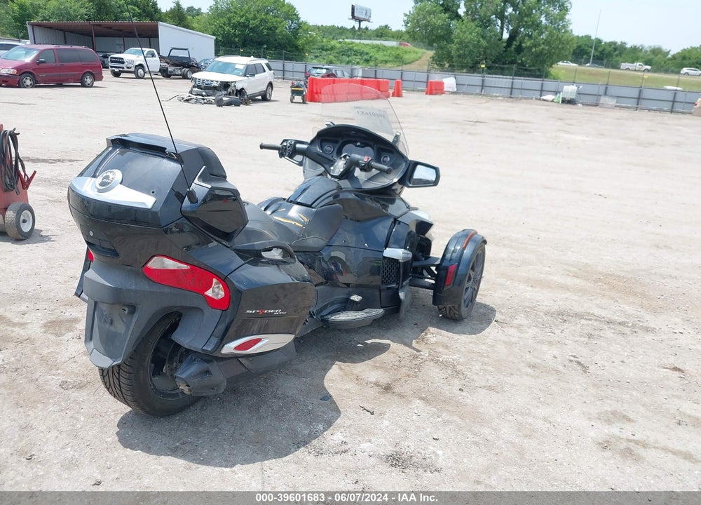 2014 CAN-AM SPYDER ROADSTER RT/RTS/RT LIMITED VIN: 2BXNBDD10EV000529