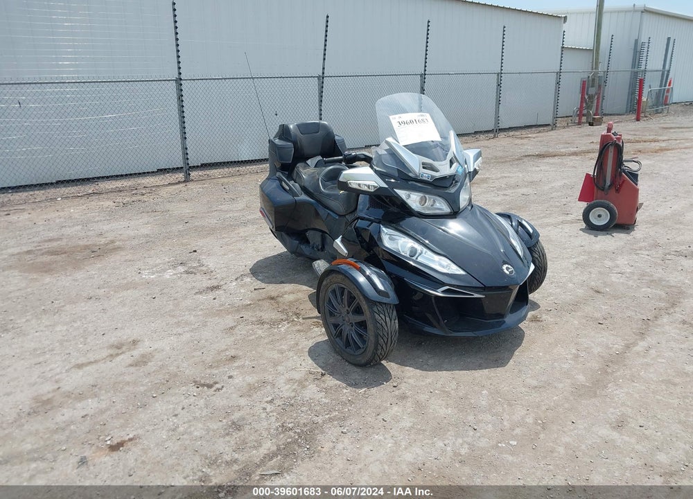 2014 CAN-AM SPYDER ROADSTER RT/RTS/RT LIMITED VIN: 2BXNBDD10EV000529