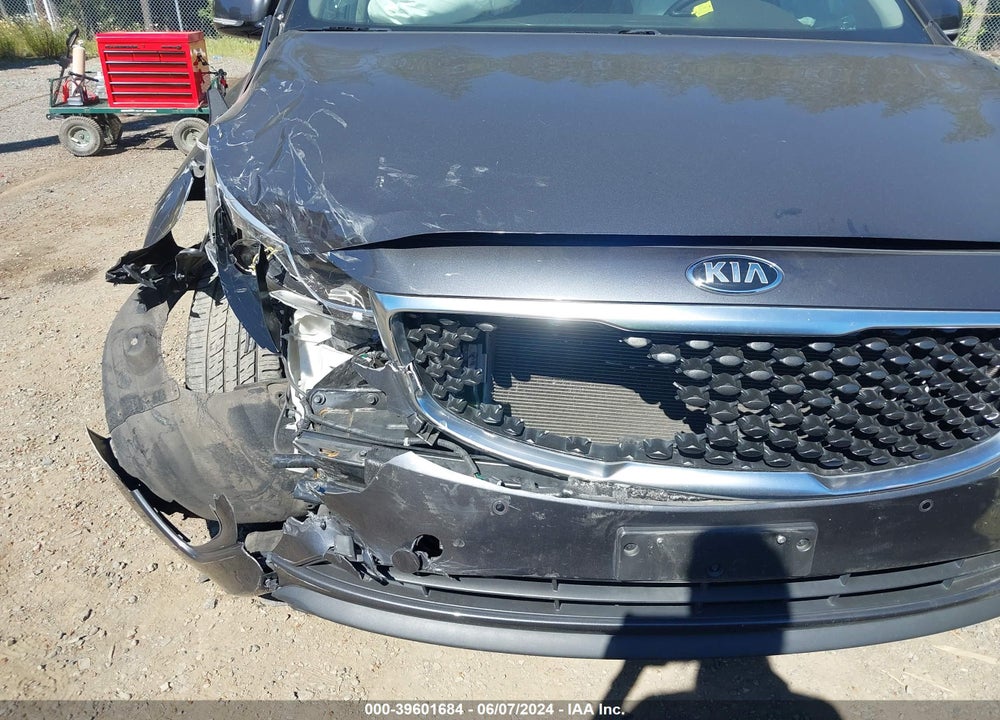 2017 KIA SEDONA EX VIN: KNDMC5C16H6277335
