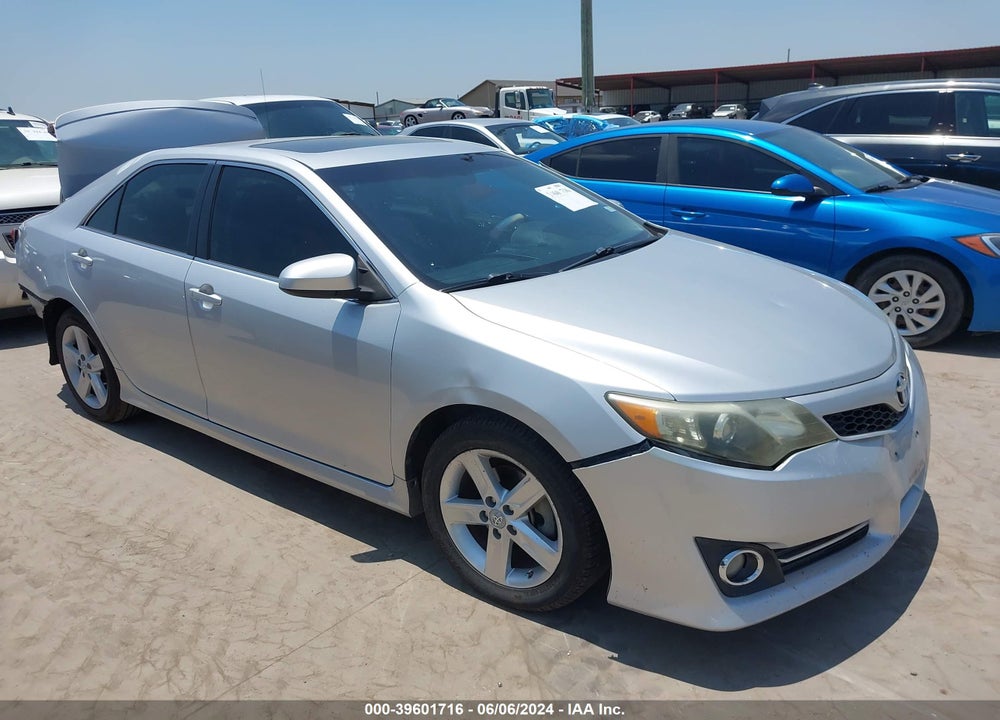 2013 TOYOTA CAMRY SE VIN: 4T1BF1FK0DU210159