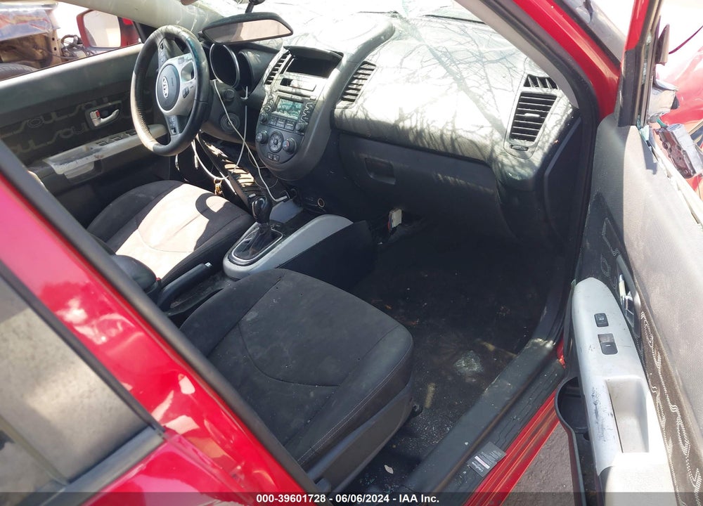 2012 KIA SOUL VIN: KNDJT2A65C7357910