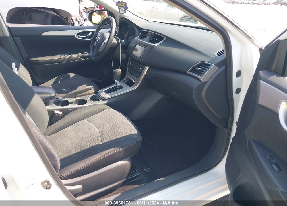 2015 NISSAN SENTRA SV VIN: 3N1AB7AP9FY304092
