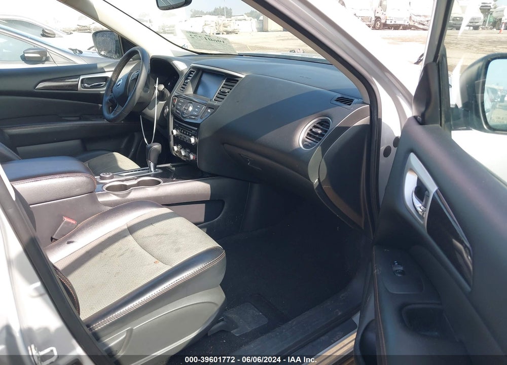 2020 NISSAN PATHFINDER SV 4WD VIN: 5N1DR2BM4LC579995