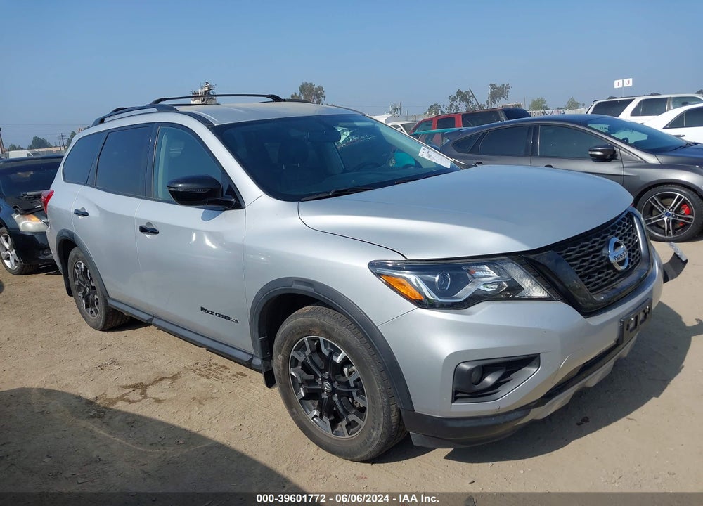 2020 NISSAN PATHFINDER SV 4WD VIN: 5N1DR2BM4LC579995
