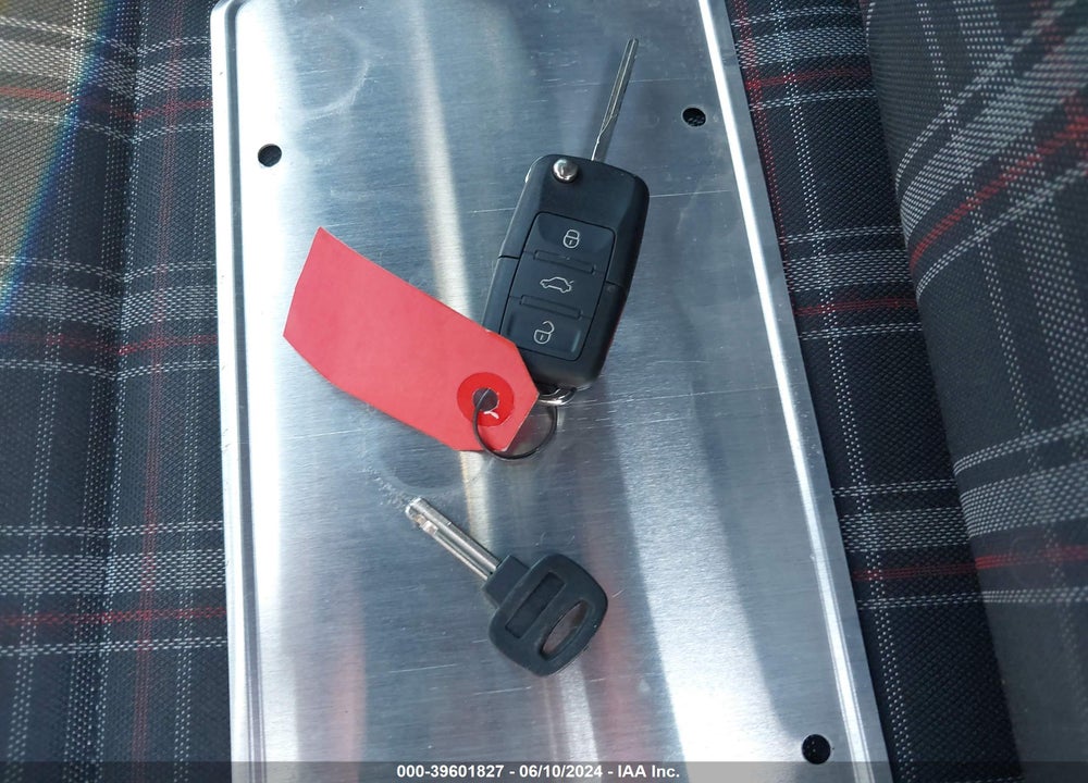 2010 VOLKSWAGEN GTI 2-DOOR VIN: WVWEV7AJ2AW075031