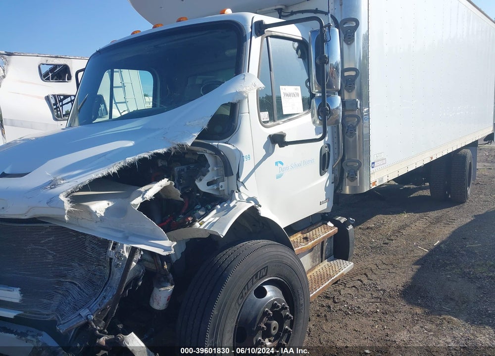 2011 FREIGHTLINER M2 106 MEDIUM DUTY VIN: 1FVACXBS3BDAZ4557