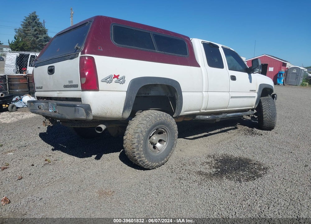 2003 CHEVROLET SILVERADO 2500HD LS VIN: 1GCHK29U23E105239