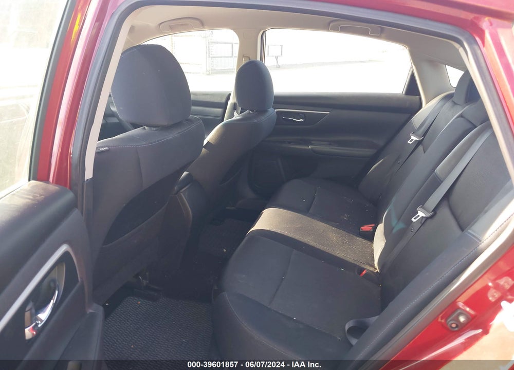 2016 NISSAN ALTIMA VIN: 1N4AL3AP0GN375527