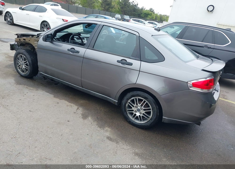 2011 FORD FOCUS SE VIN: 1FAHP3FNXBW104696