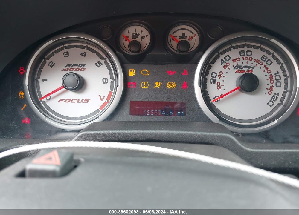 2011 FORD FOCUS SE VIN: 1FAHP3FNXBW104696