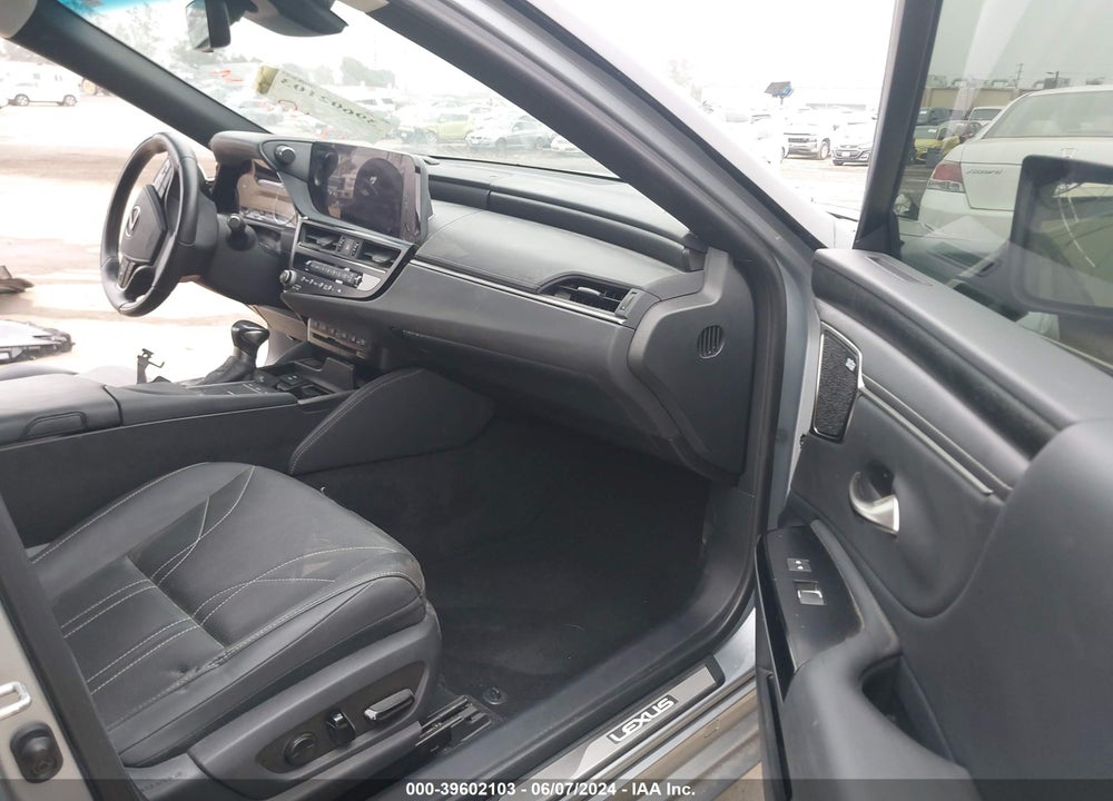 2022 LEXUS ES 300H VIN: 58AEA1C14NU015246