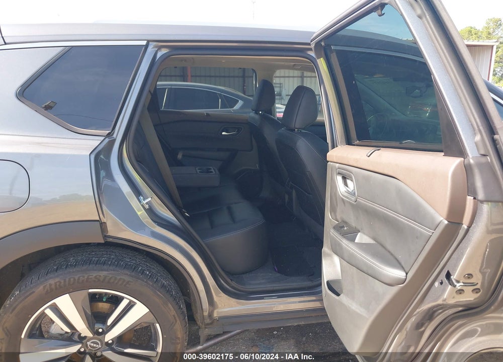 2023 NISSAN ROGUE SL FWD VIN: 5N1BT3CA1PC875727