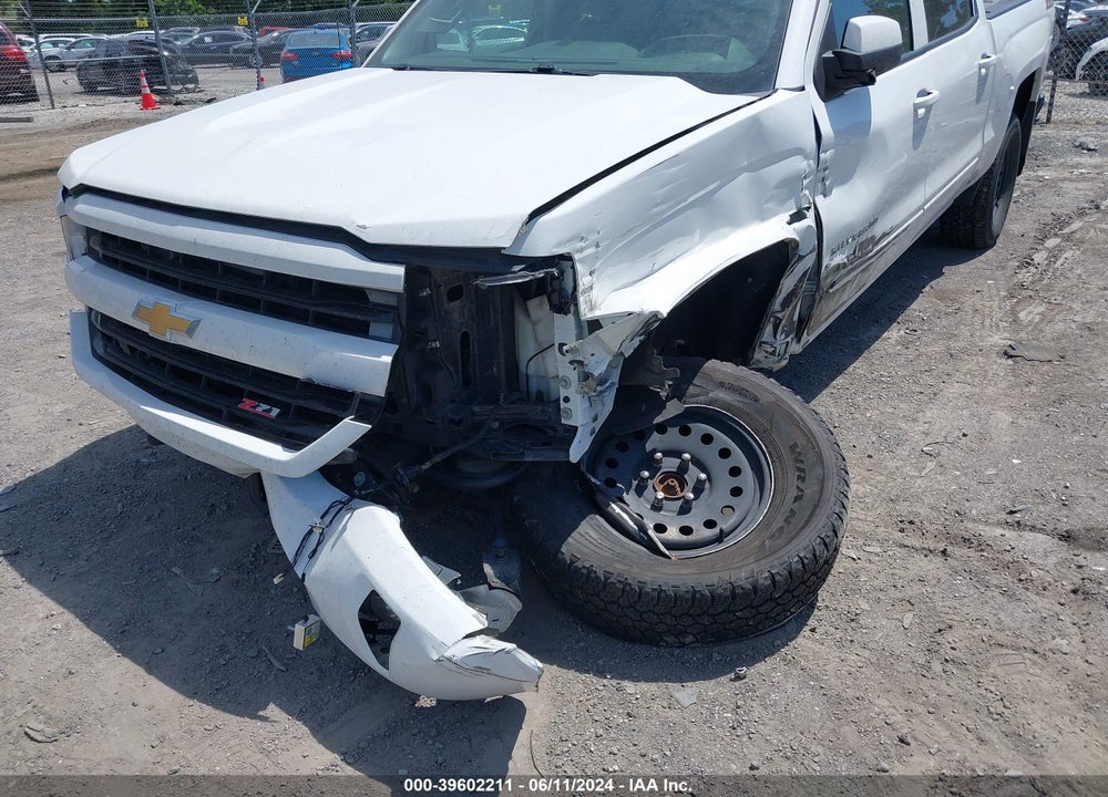 2017 CHEVROLET SILVERADO 1500 2LT VIN: 3GCUKREC4HG105022