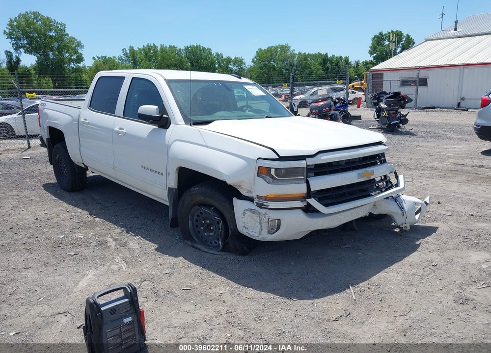 2017 CHEVROLET SILVERADO 1500 2LT VIN: 3GCUKREC4HG105022