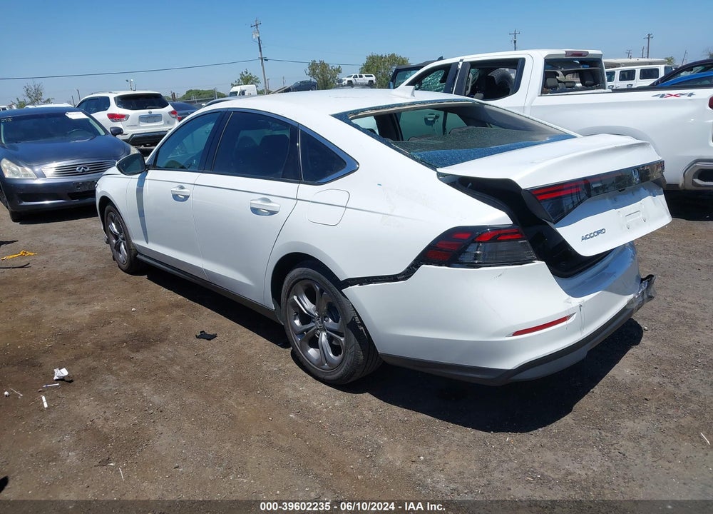 2024 HONDA ACCORD EX VIN: 1HGCY1F3XRA018401