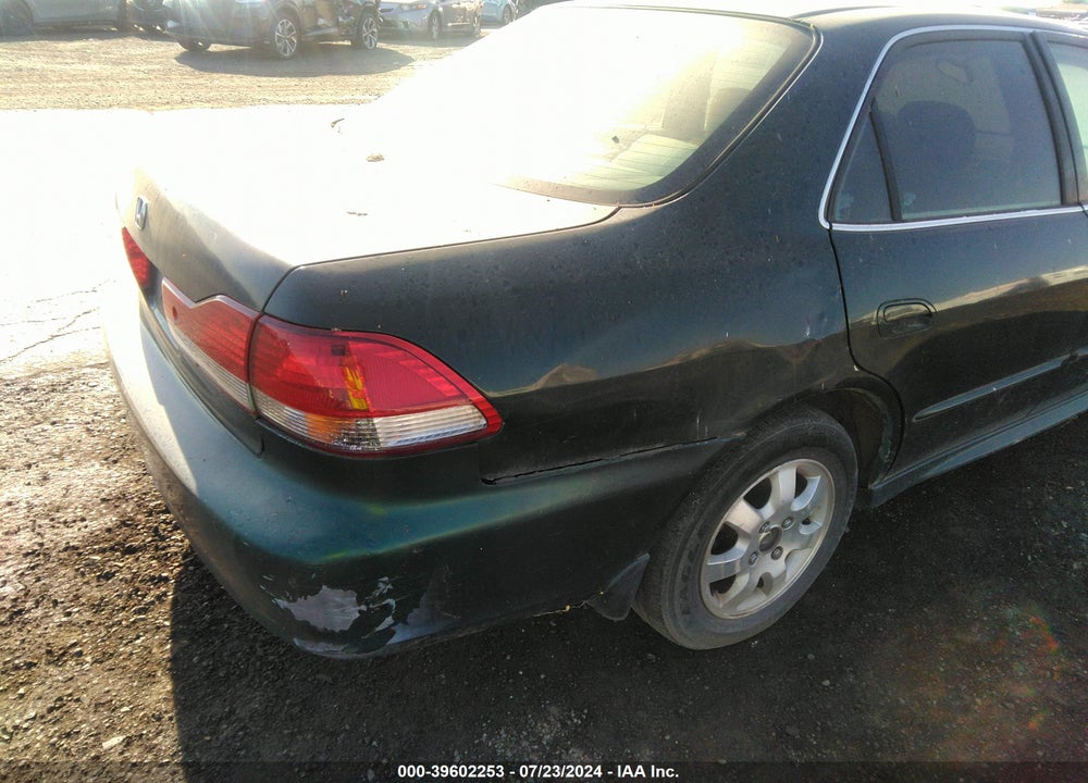 2001 HONDA ACCORD VIN: 1HGCG66831A010463