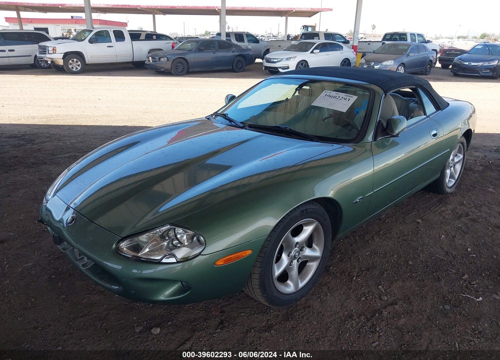 2000 JAGUAR XK8 VIN: SAJJA42C2YNA02643