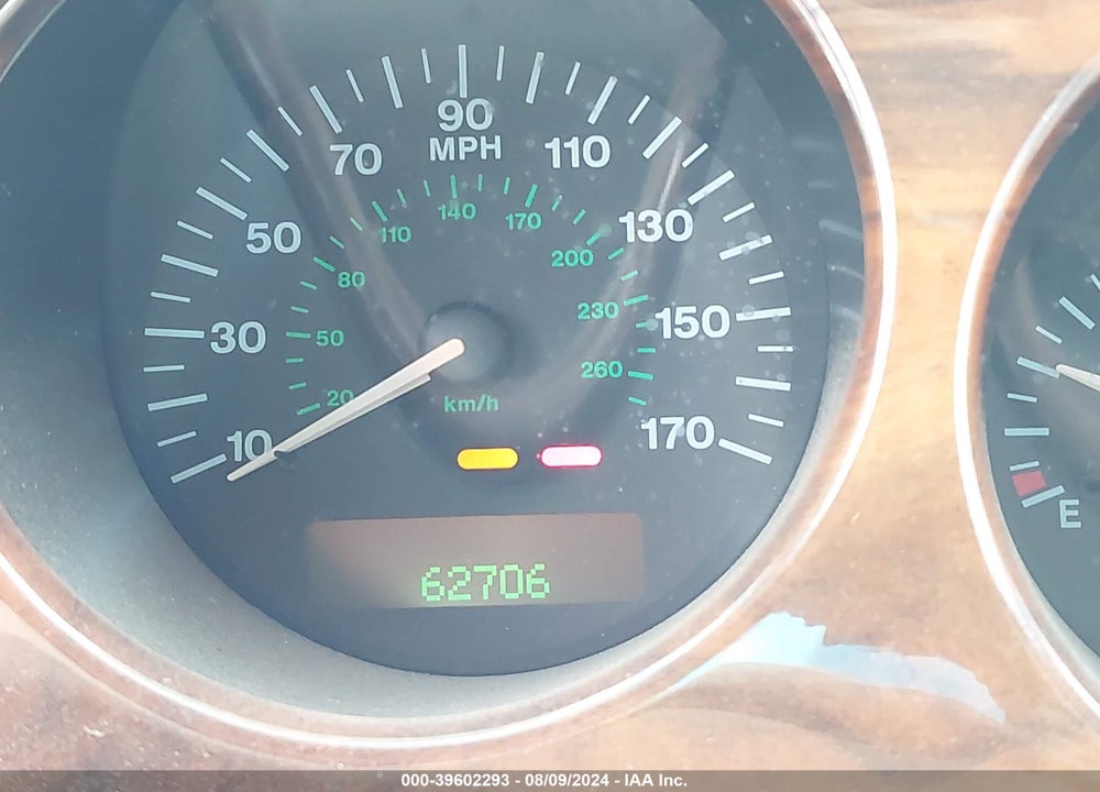 2000 JAGUAR XK8 VIN: SAJJA42C2YNA02643