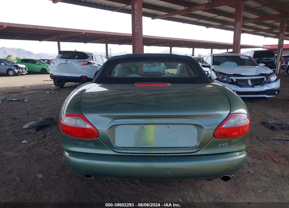 2000 JAGUAR XK8 VIN: SAJJA42C2YNA02643