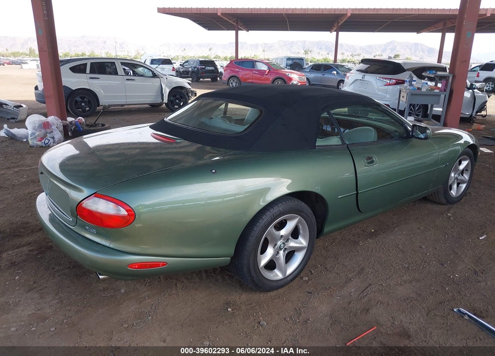 2000 JAGUAR XK8 VIN: SAJJA42C2YNA02643