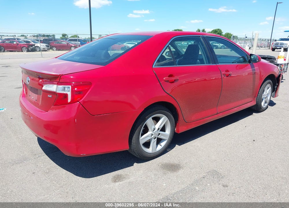 2014 TOYOTA CAMRY SE VIN: 4T1BF1FK4EU810314