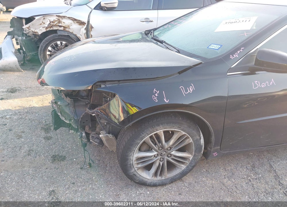 2015 TOYOTA CAMRY SE VIN: 4T1BF1FK8FU035937