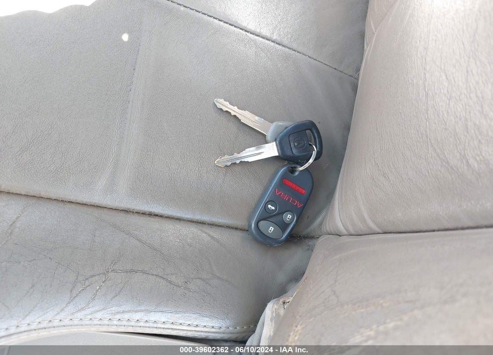 1999 ACURA CL 3.0 VIN: 19UYA2257XL010409