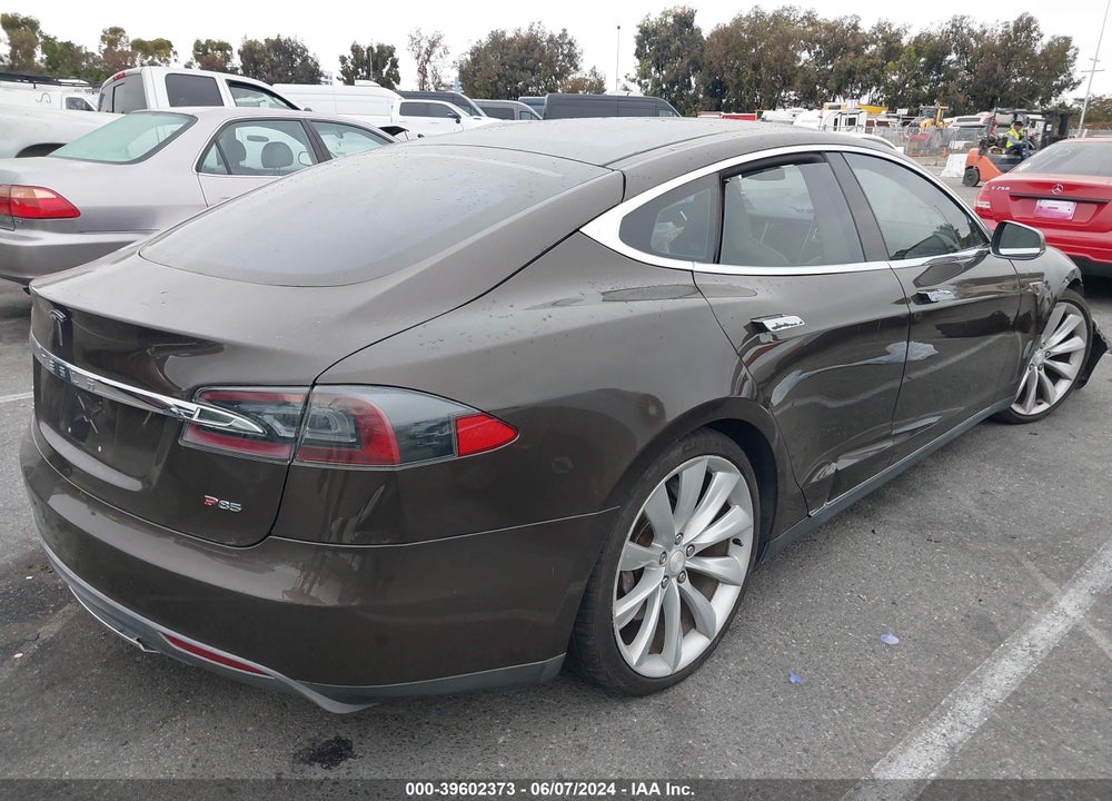 2013 TESLA MODEL S PERFORMANCE VIN: 5YJSA1CP0DFP04551
