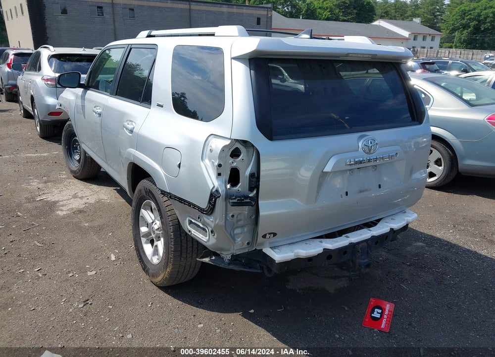 2018 TOYOTA 4RUNNER SR5 VIN: JTEBU5JR2J5588166
