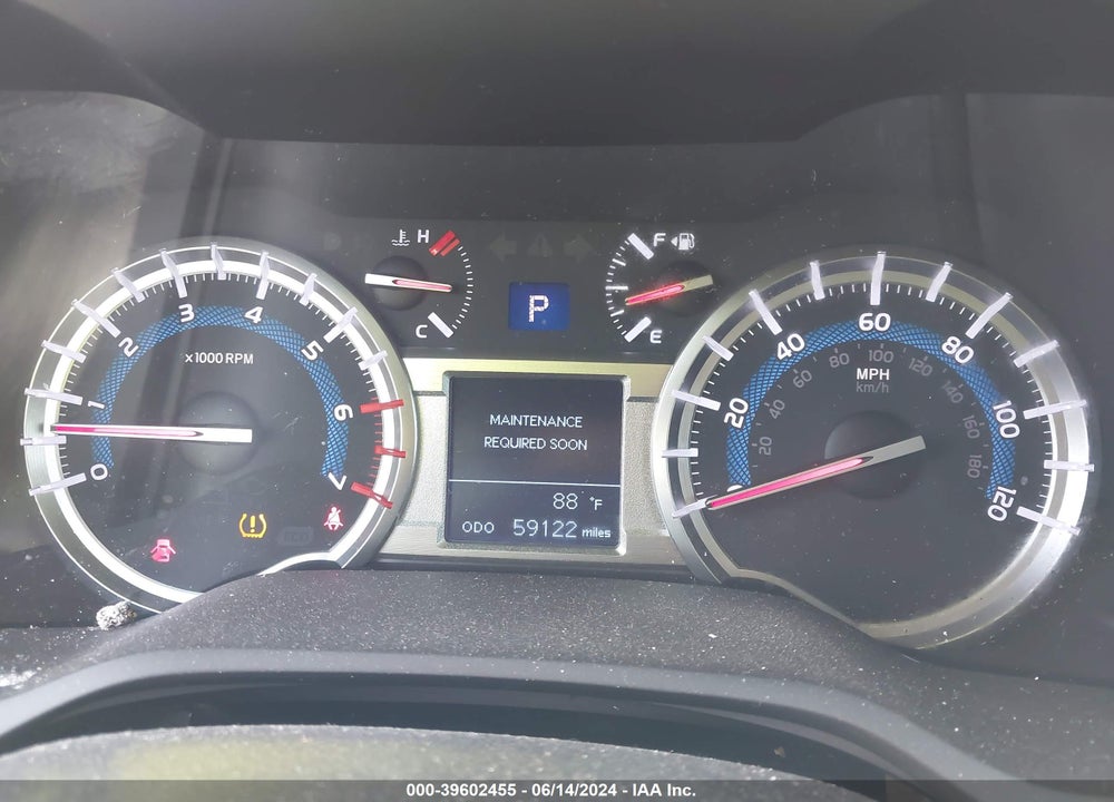 2018 TOYOTA 4RUNNER SR5 VIN: JTEBU5JR2J5588166