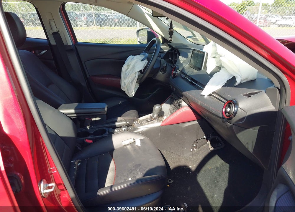 2016 MAZDA CX-3 VIN: JM1DKBC72G0119968