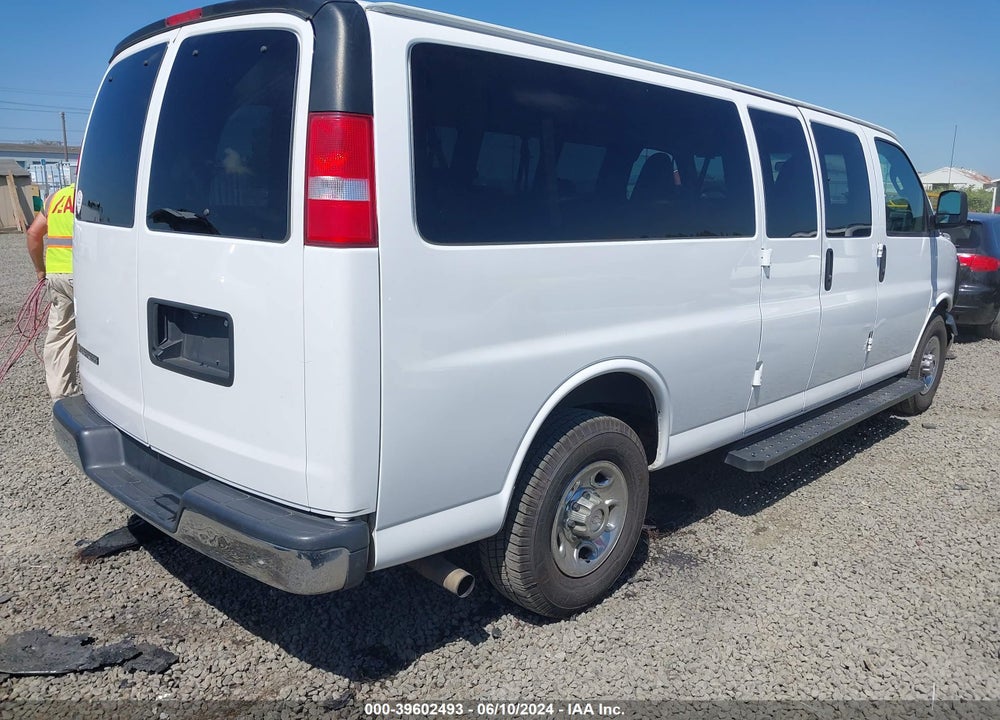 2018 CHEVROLET EXPRESS 3500 LT VIN: 1GAZGPFG9J1288590