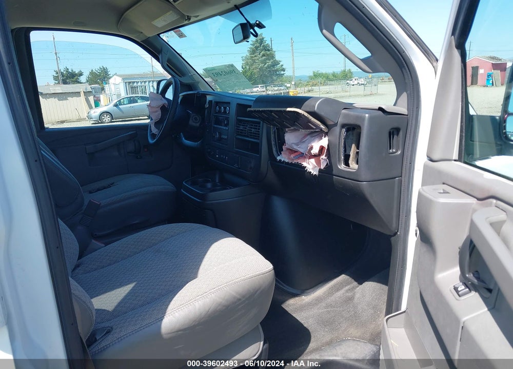 2018 CHEVROLET EXPRESS 3500 LT VIN: 1GAZGPFG9J1288590