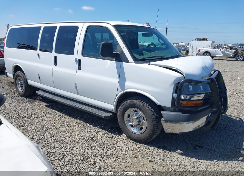 2018 CHEVROLET EXPRESS 3500 LT VIN: 1GAZGPFG9J1288590