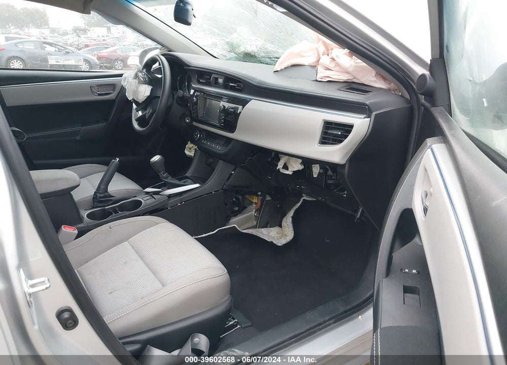 2016 TOYOTA COROLLA LE VIN: 5YFBURHE8GP401569