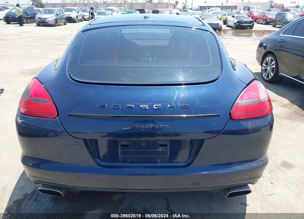 2011 PORSCHE PANAMERA 4 VIN: WP0AA2A76BL011658